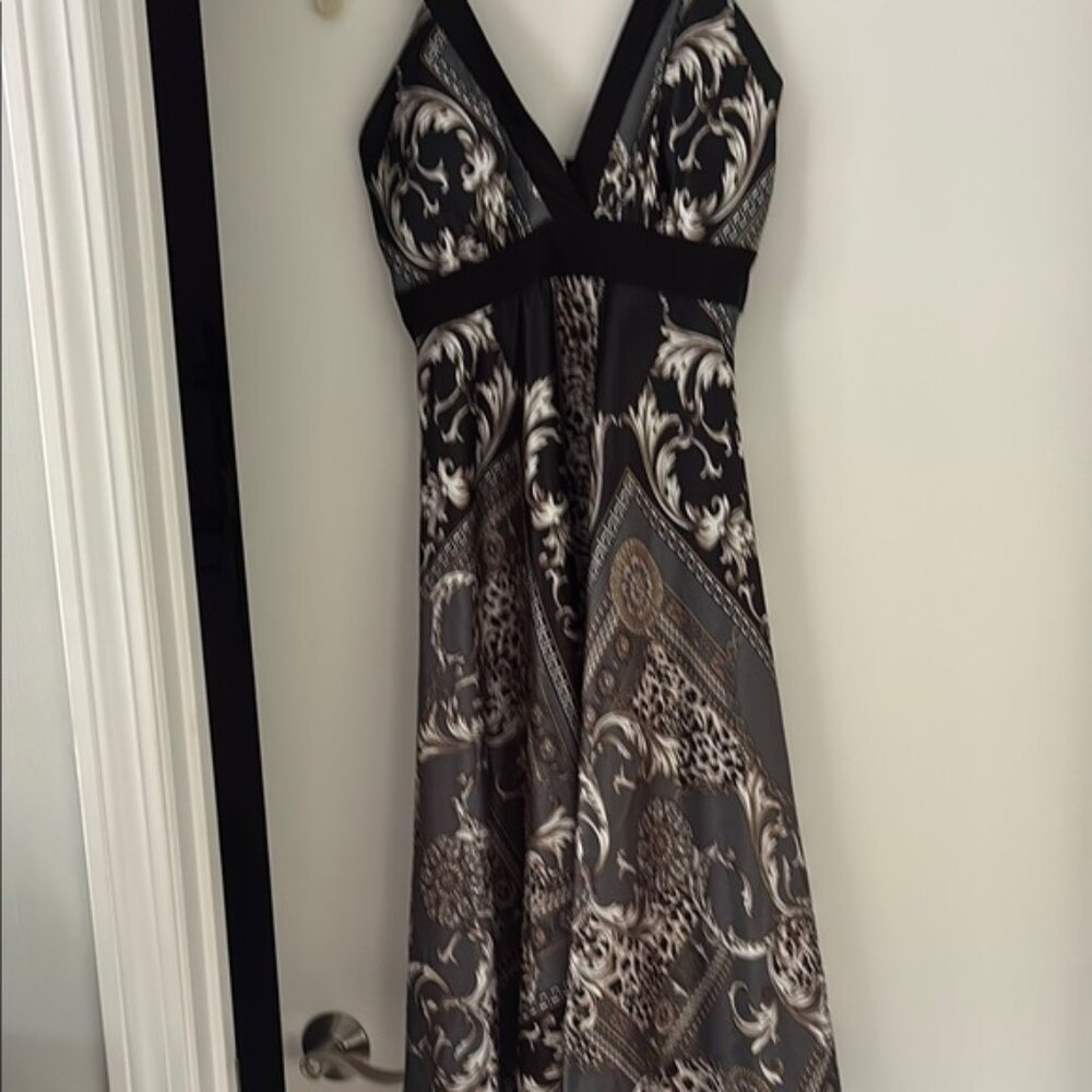 Elegant Black and White Patterned Dress